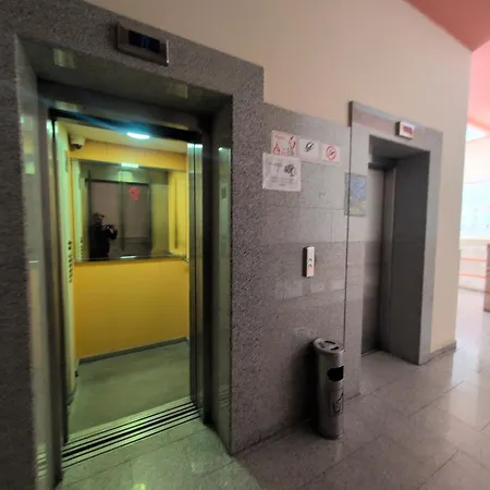 公寓 Spiranca Cityview 地拉那